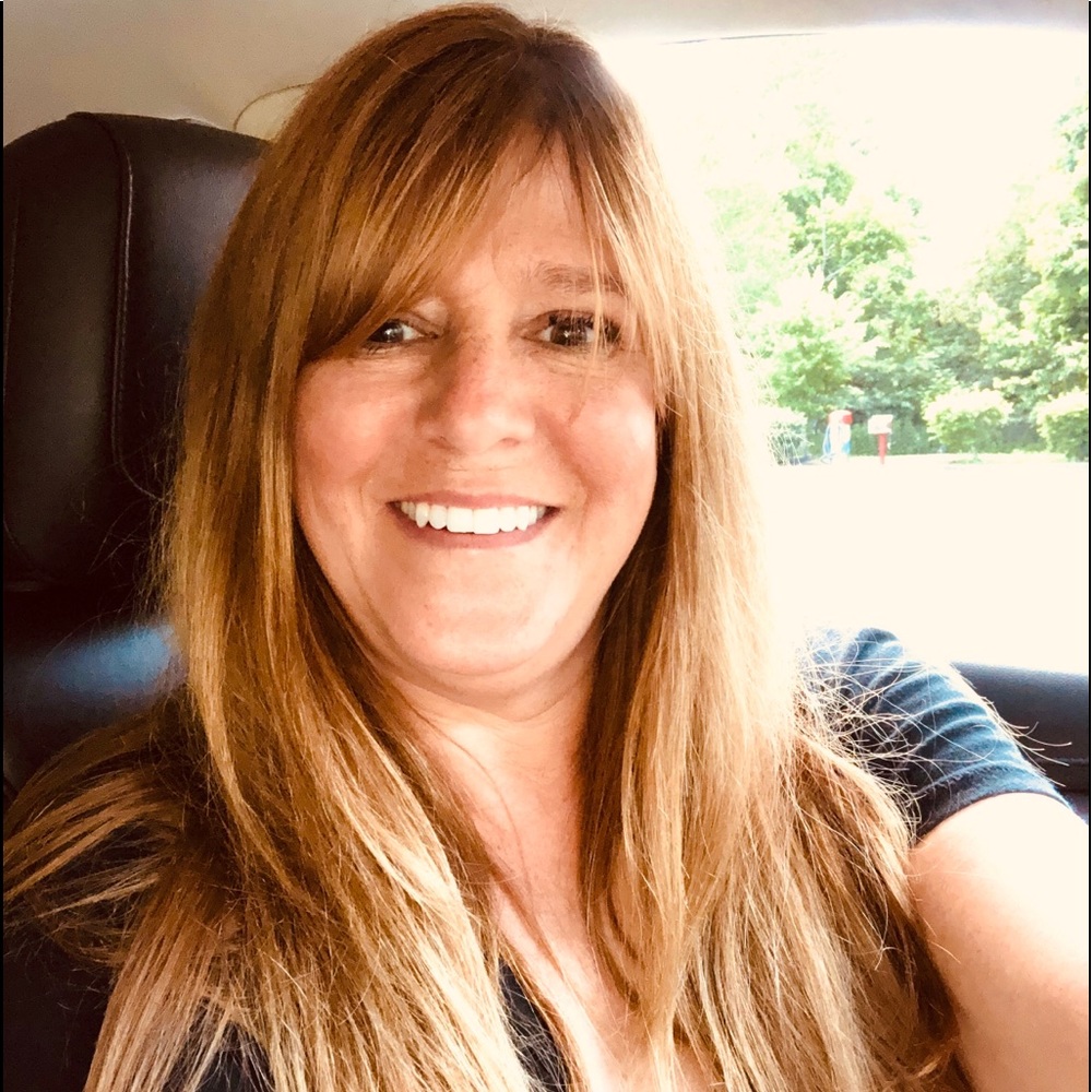 Meet your Posher, Lori